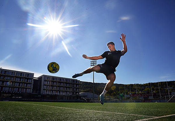 Håndball- og fotballfysio: Ny nettbasert treningstjeneste for aktive utøvere